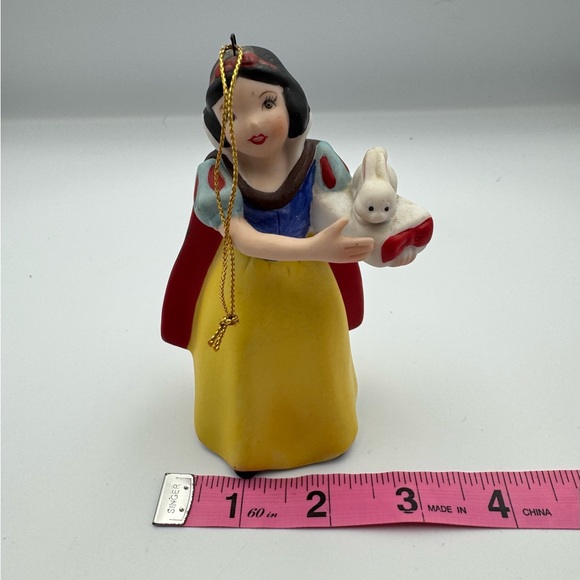 Snow White Porcelain Ornament Schmid 4.5 in 1980s Vintage Disney Princess - Picture 5 of 6